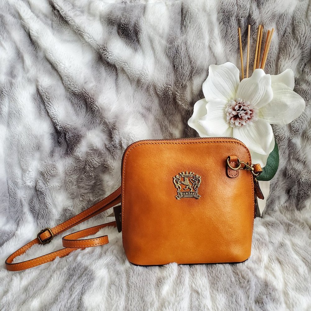 Cross body Tan Pratesi Purse